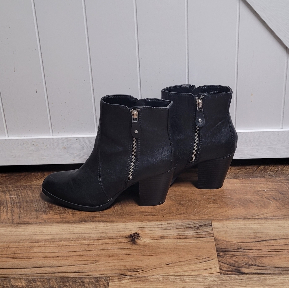 Vera Wang Black Ankle Boots with Zippers